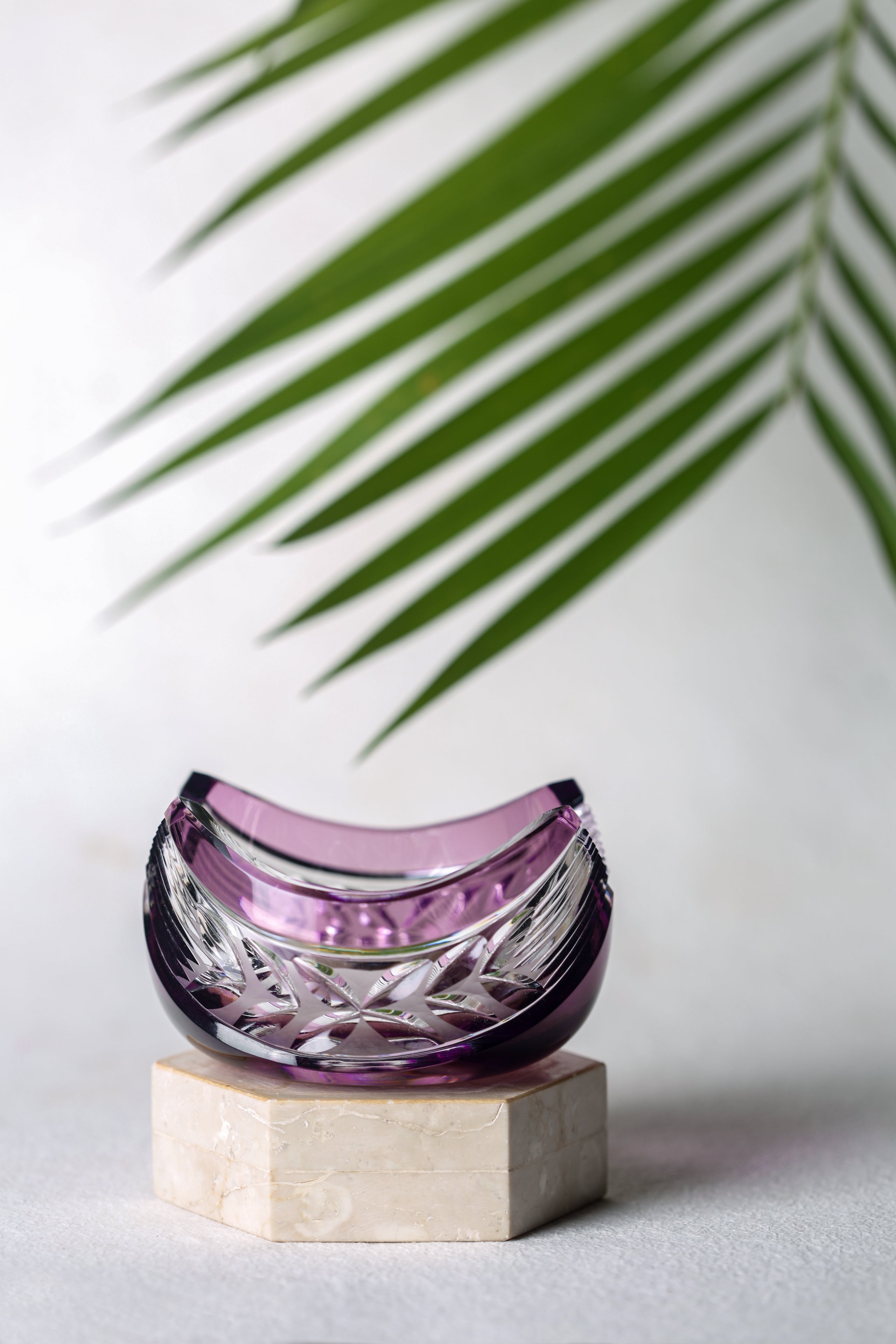 CAESAR CRYSTAL BOHEMIAE - BOWL LAUREL - An Epitome of Refined Style and Craftsmanship.